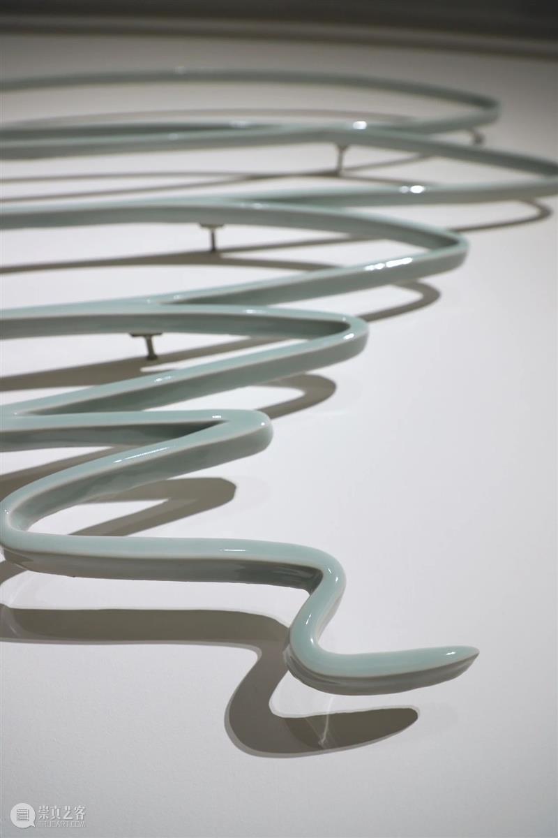 【实验空间·人物随访】白纸—刘建华个展 视频资讯 人物随访 人物 个展 白纸 刘建华 空间 雕塑 领域 青年 艺术家 实验性 崇真艺客
